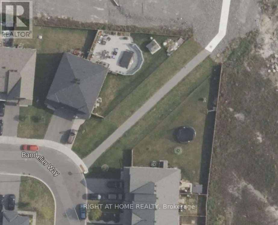 177 BANDELIER WAY