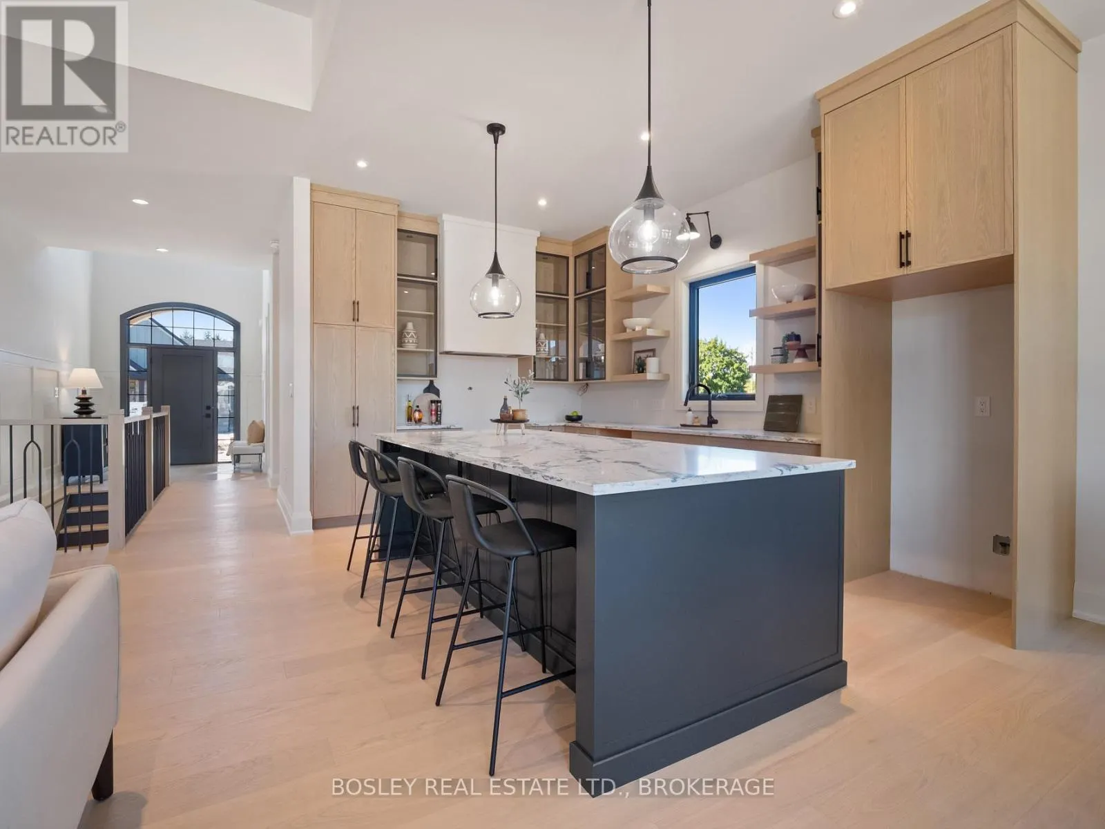 9 OAKLEY DRIVE