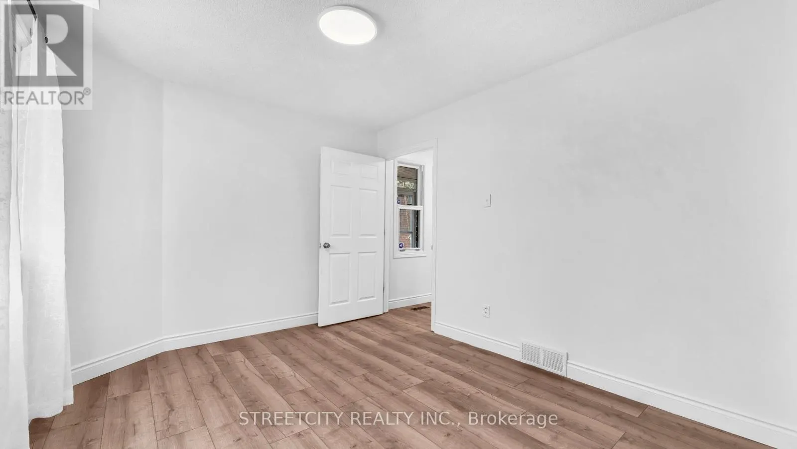 151 WALMER GARDENS