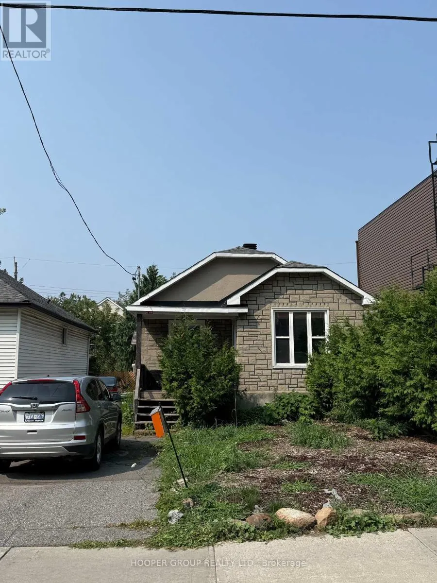 22 HOLLAND AVENUE