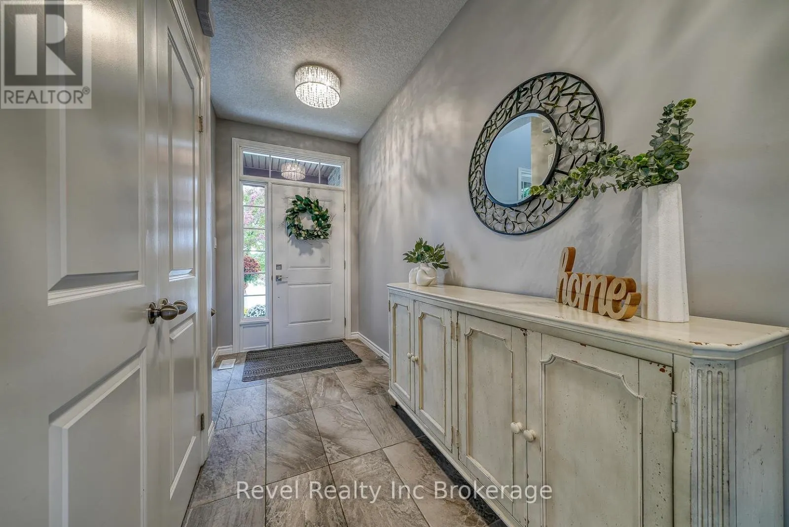 2 BROOKFIELD COURT