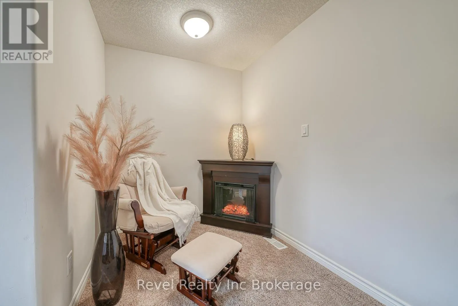 2 BROOKFIELD COURT