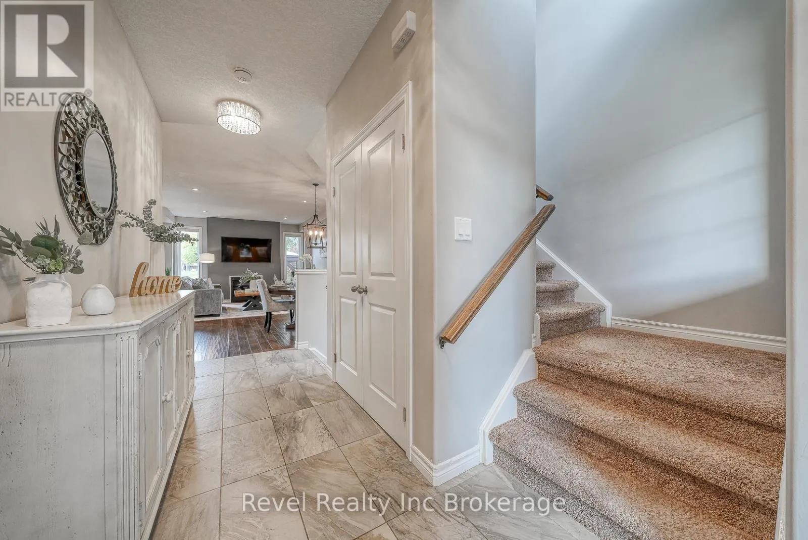 2 BROOKFIELD COURT
