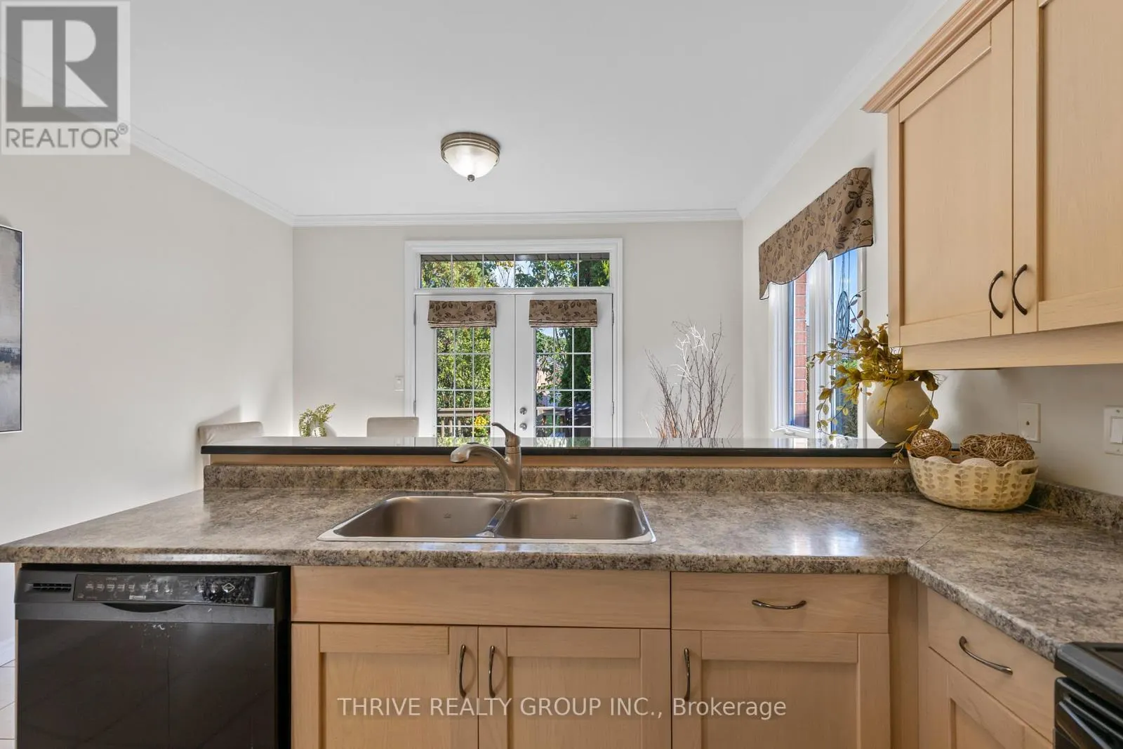 10 - 18 CADEAU TERRACE, #10