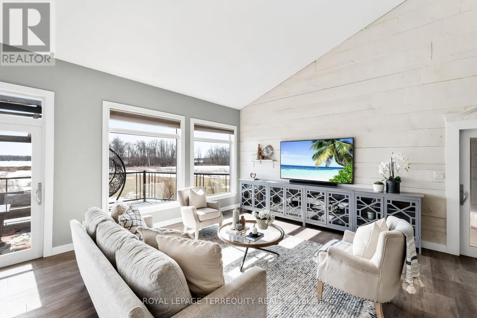 571 CATCHMORE ROAD