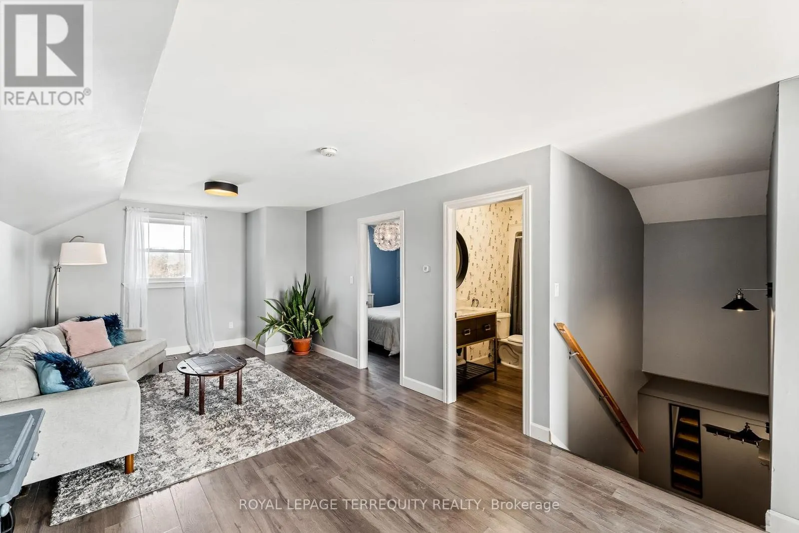 571 CATCHMORE ROAD