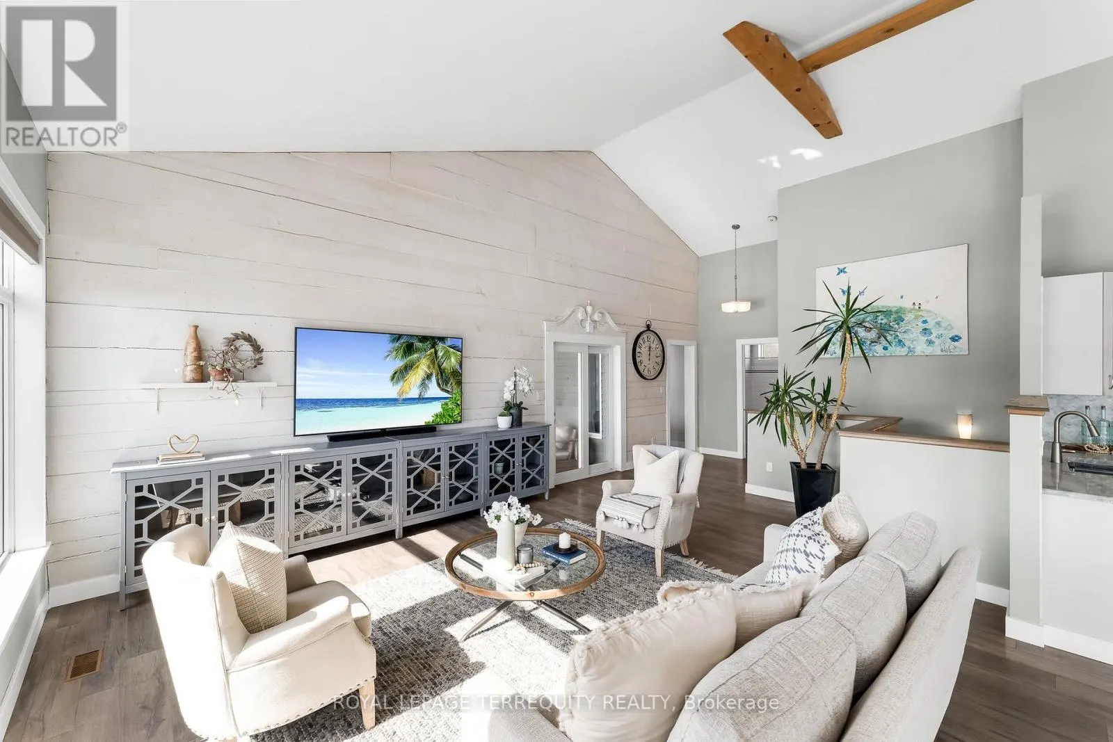 571 CATCHMORE ROAD