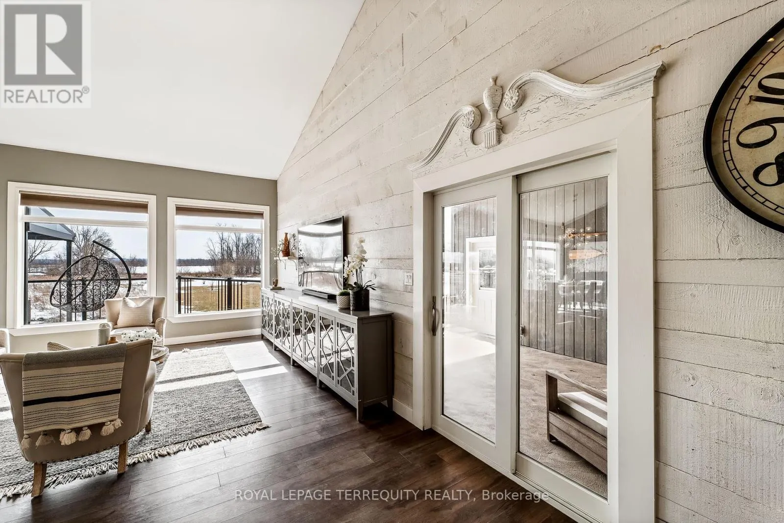 571 CATCHMORE ROAD