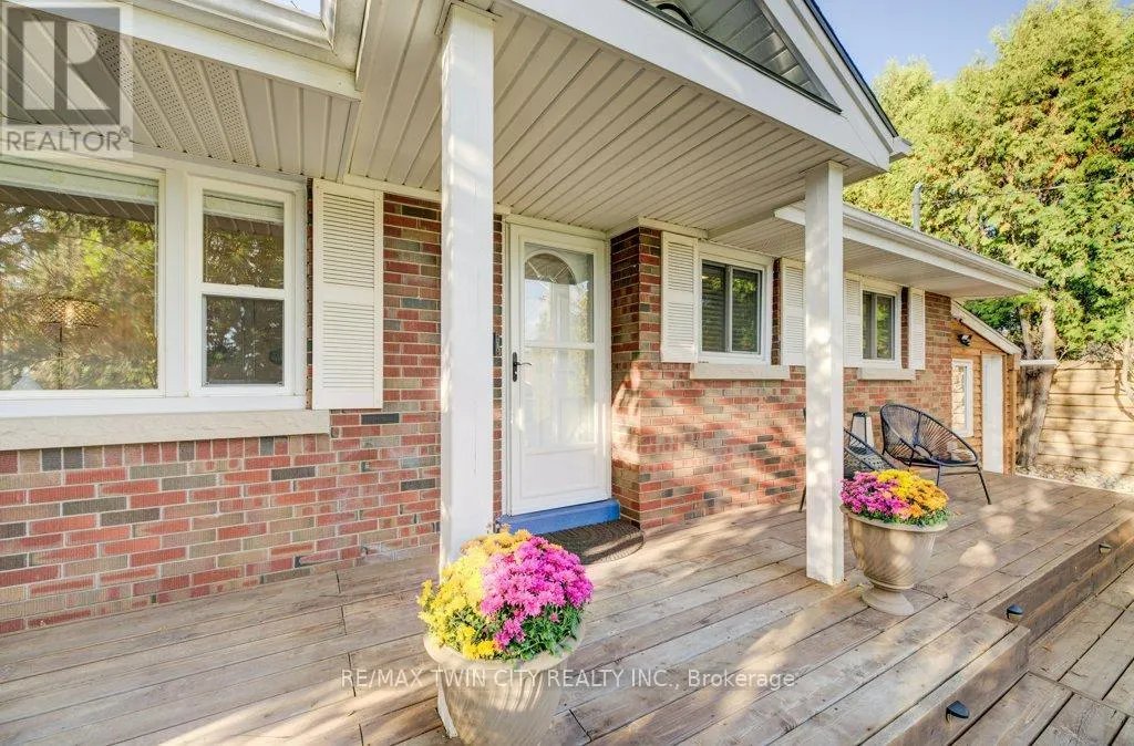 18 HILLTOP DRIVE