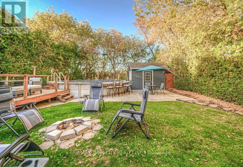 18 HILLTOP DRIVE