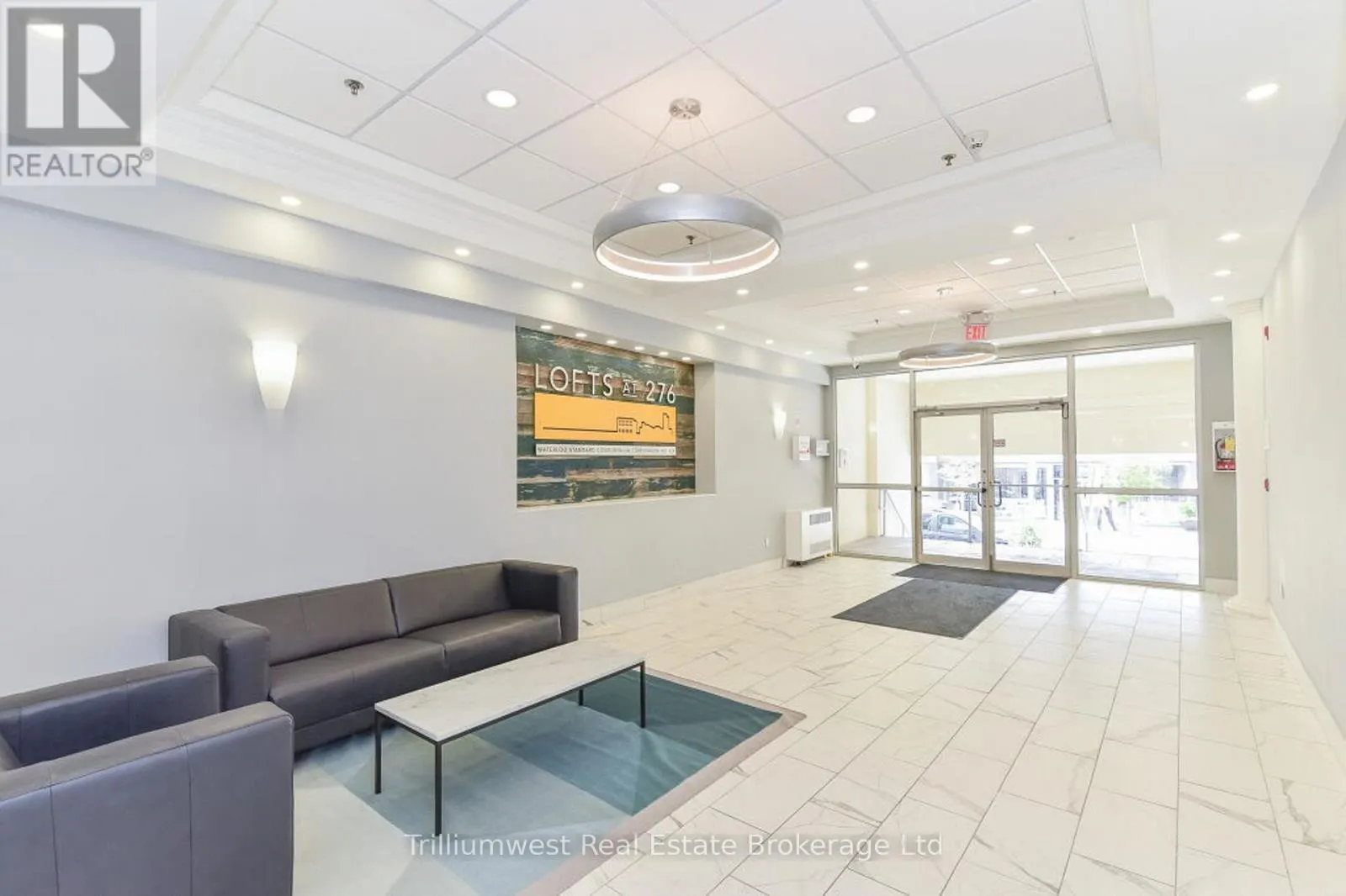 205 - 276 KING STREET W, #205
