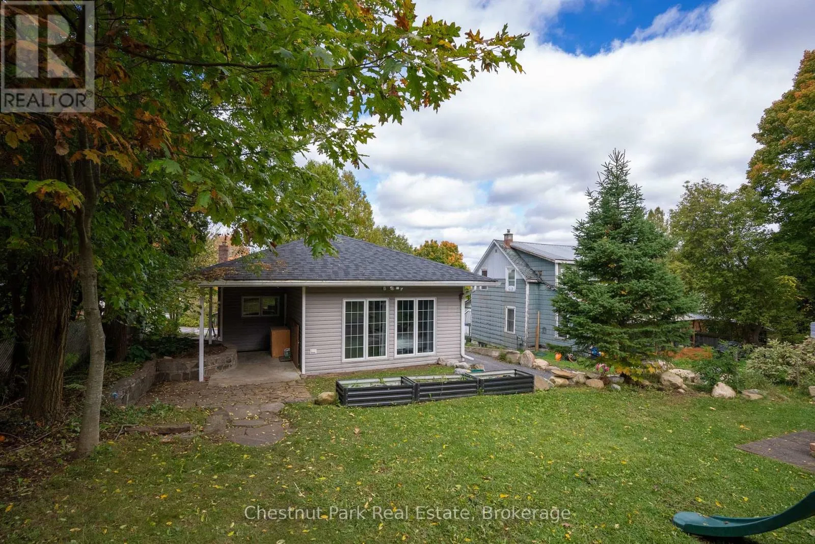 3 CORA STREET E