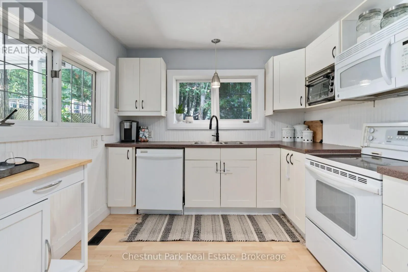 3 CORA STREET E