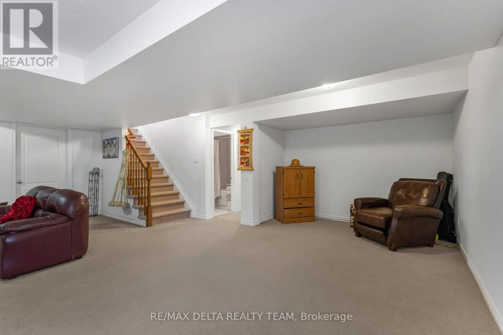 702 CABRIS CRESCENT