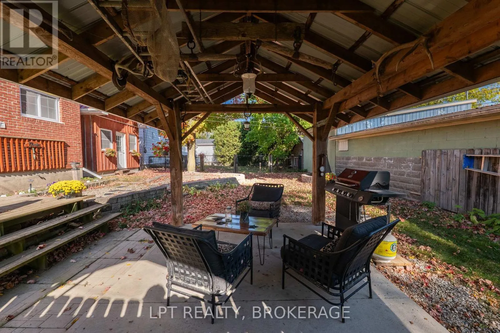277 BROCK STREET
