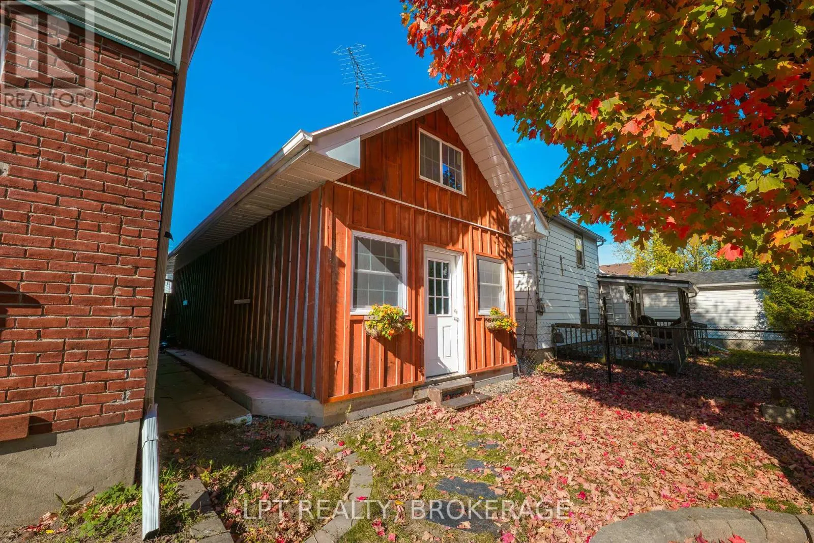 277 BROCK STREET