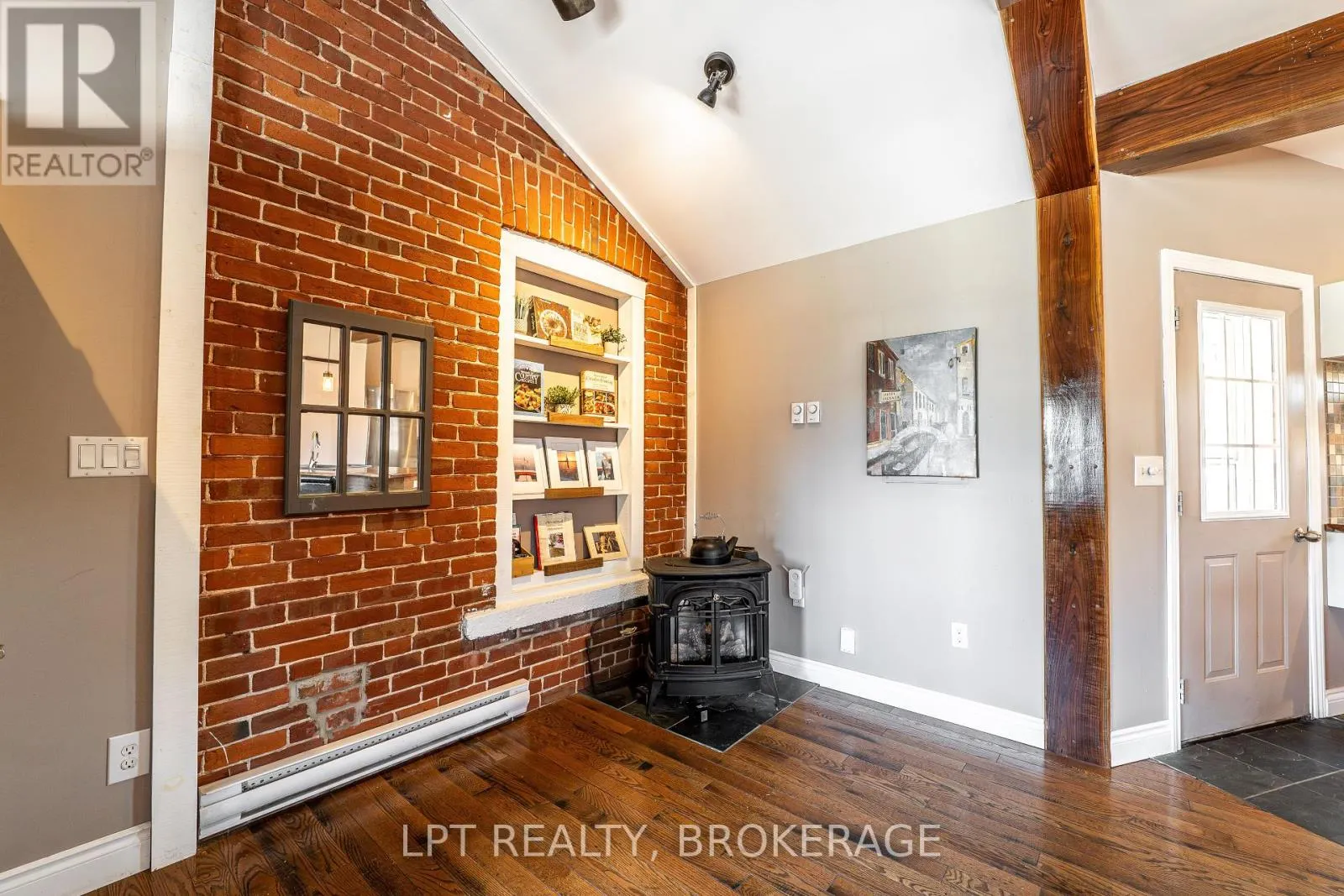 277 BROCK STREET