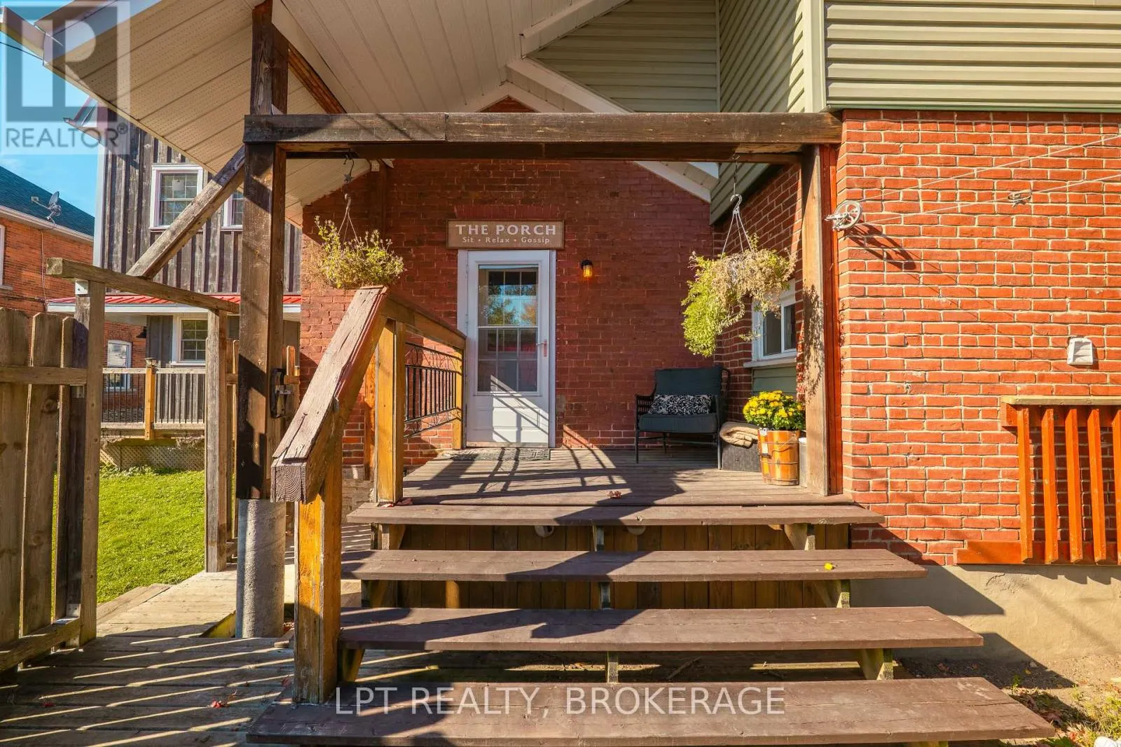 277 BROCK STREET