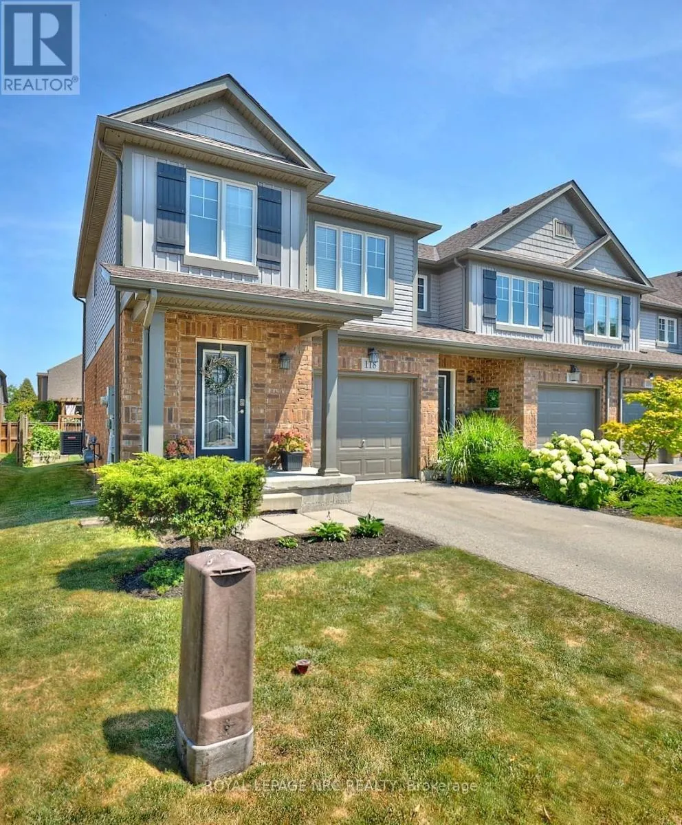 118 ROSELAWN CRESCENT