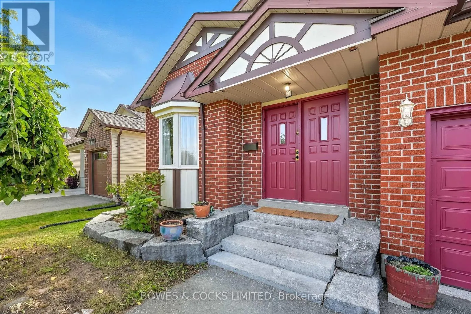 523 LAURIE AVENUE