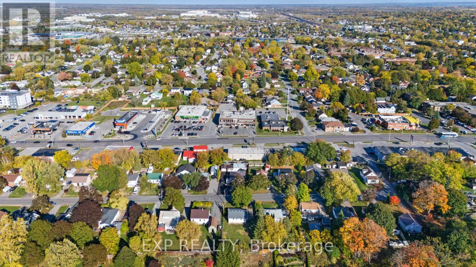 16 VALLEYVIEW CRESCENT