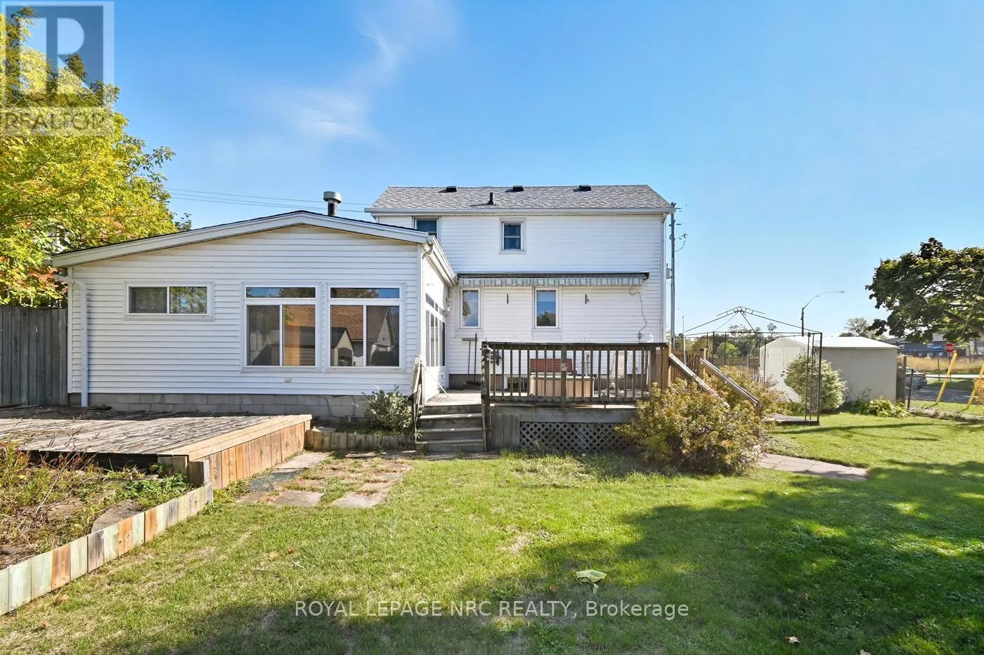 5561 DORCHESTER ROAD