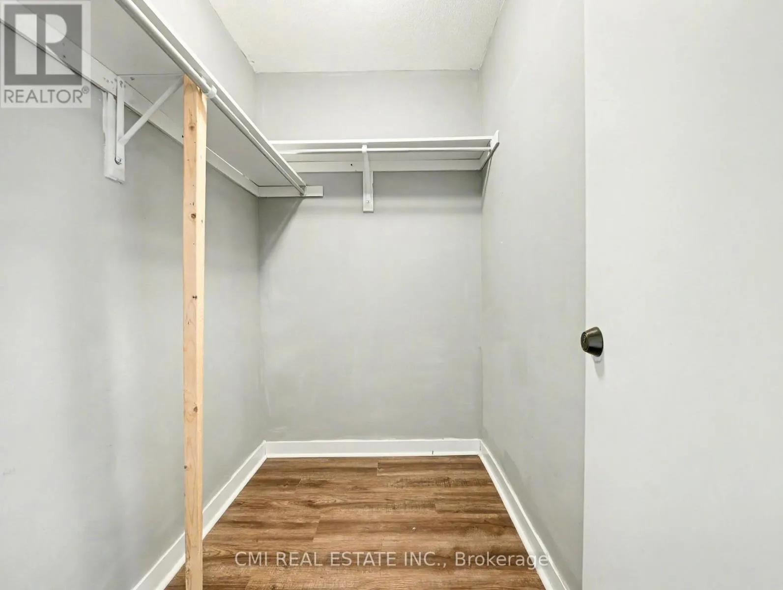 62 SHERWAY STREET