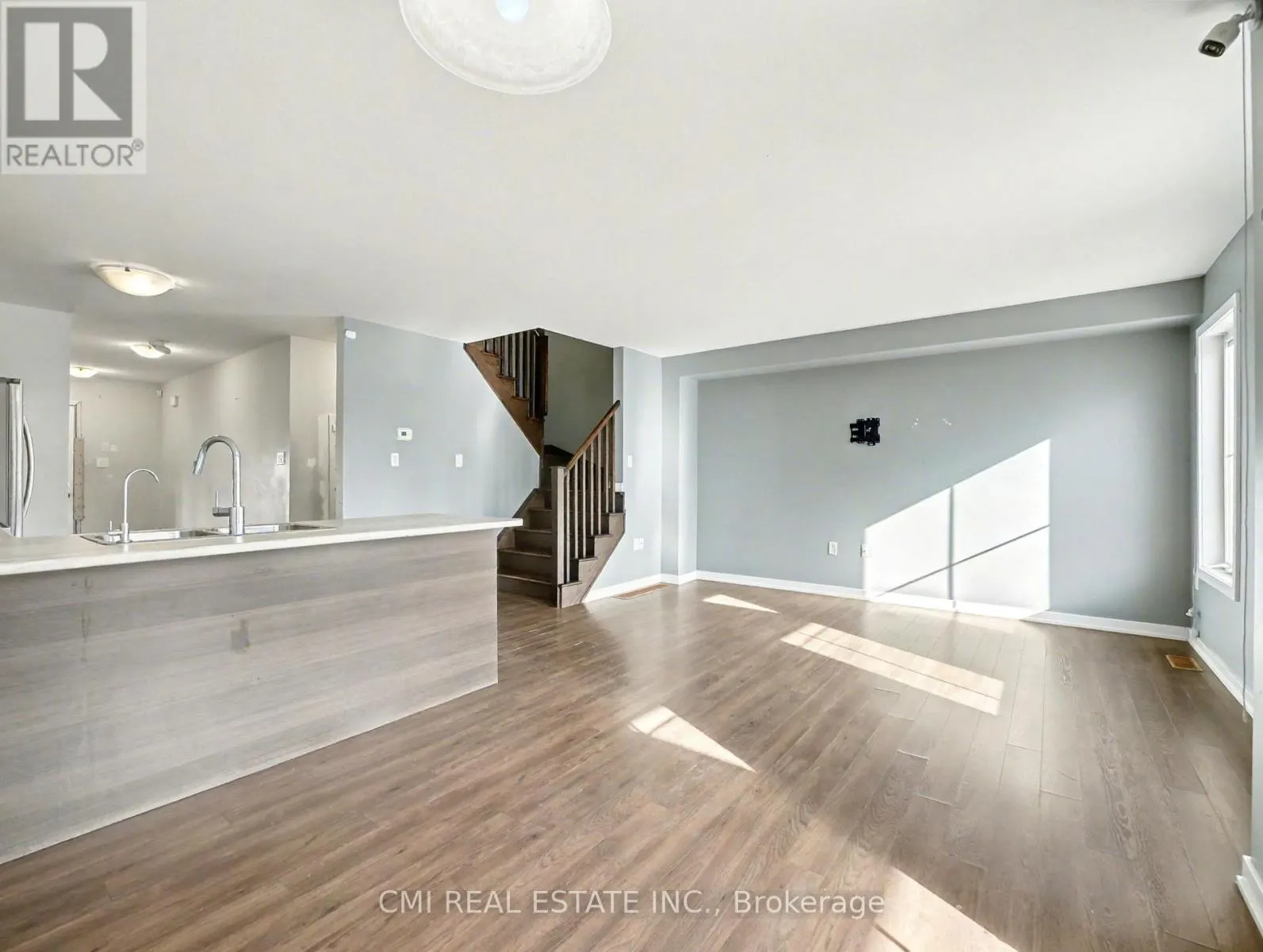 62 SHERWAY STREET