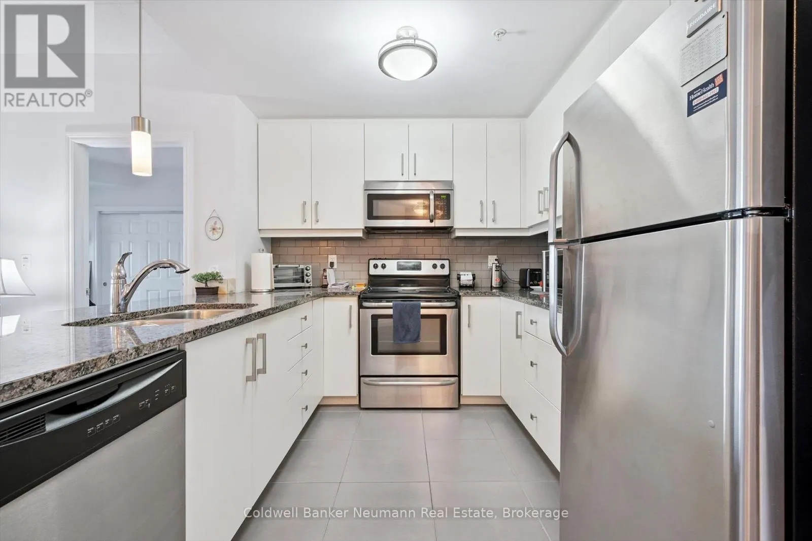 304 - 106 BARD BOULEVARD, #304