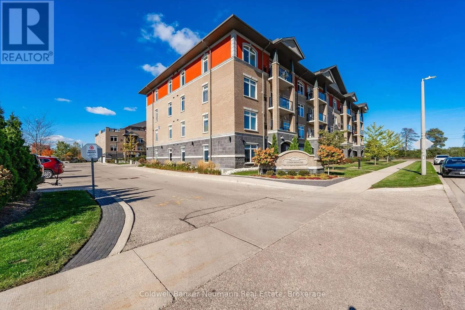304 - 106 BARD BOULEVARD, #304
