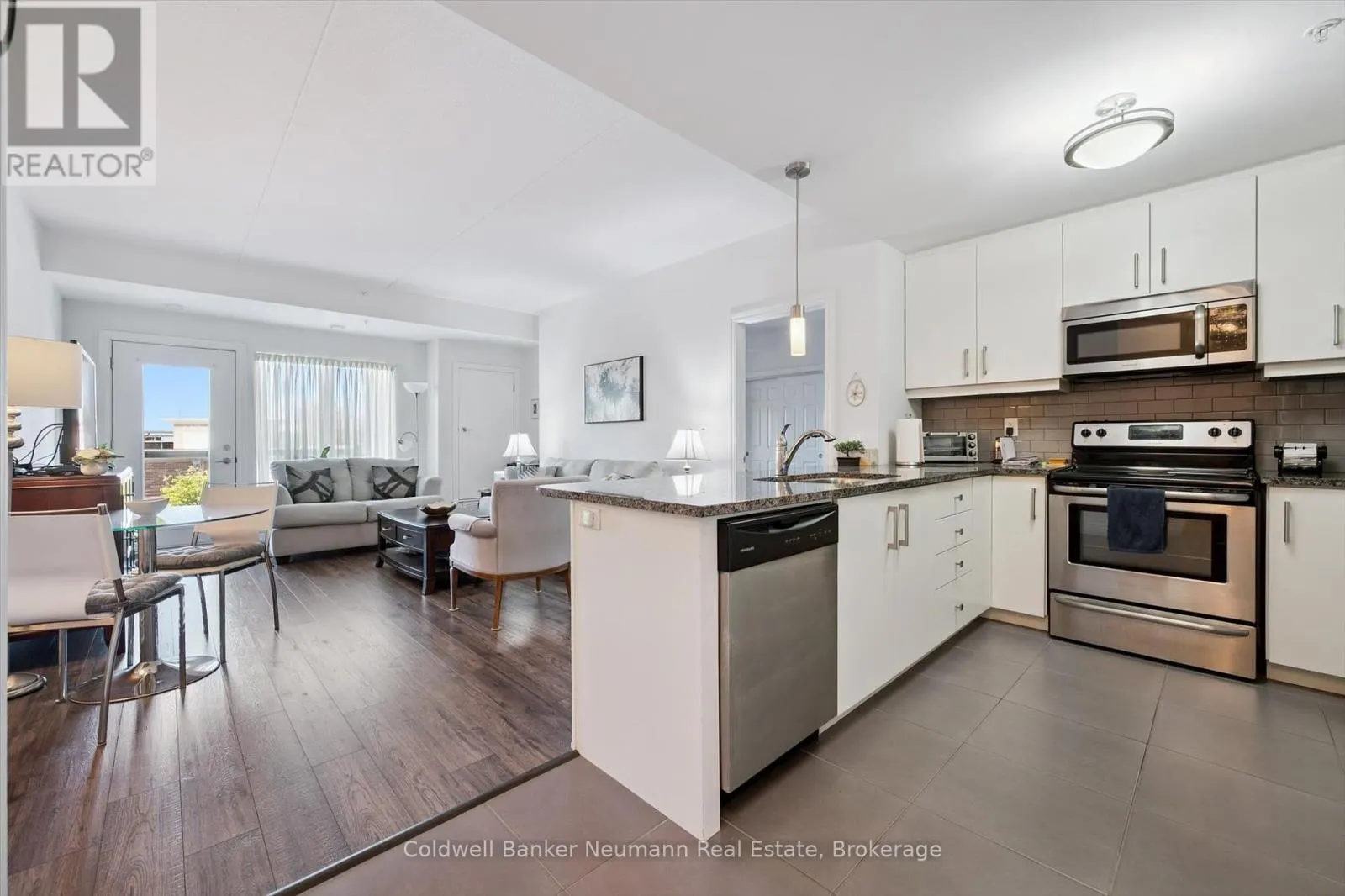 304 - 106 BARD BOULEVARD, #304