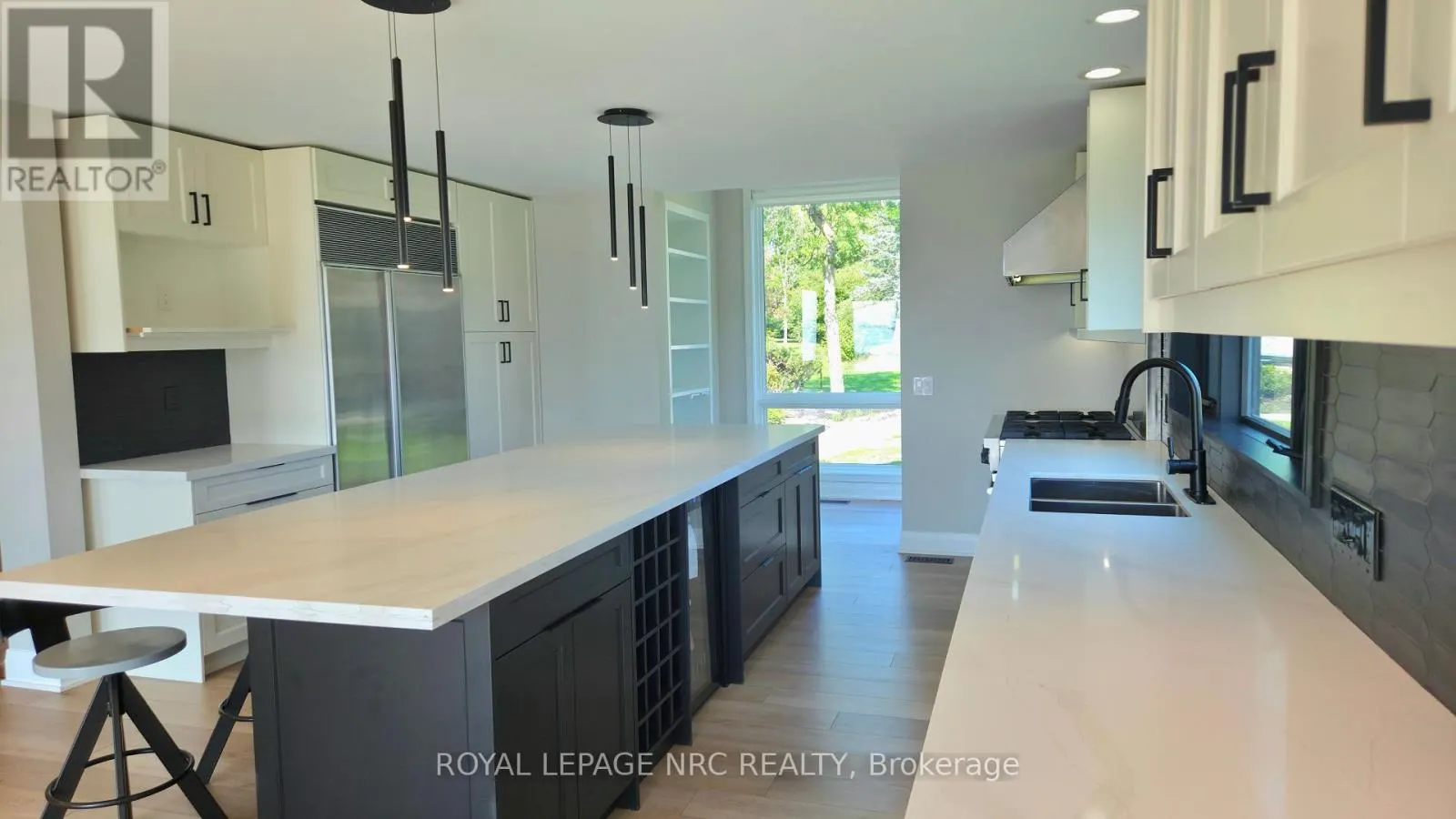 170 LAKESHORE ROAD