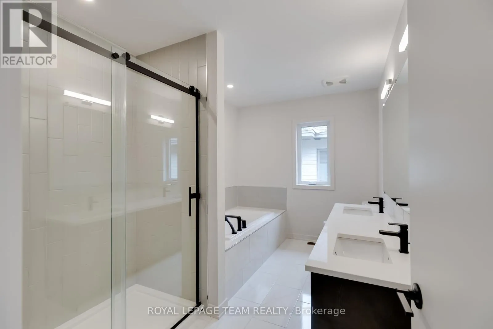 405 POINT GREY TERRACE