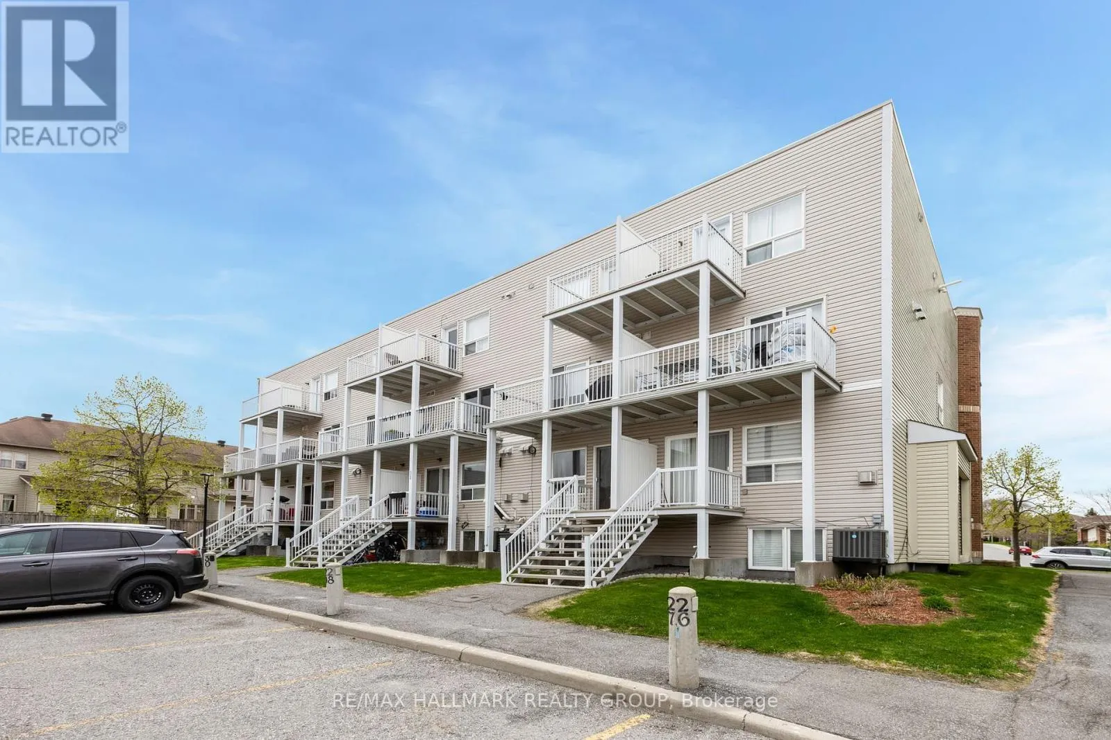 5 - 896 LONGFIELDS DRIVE