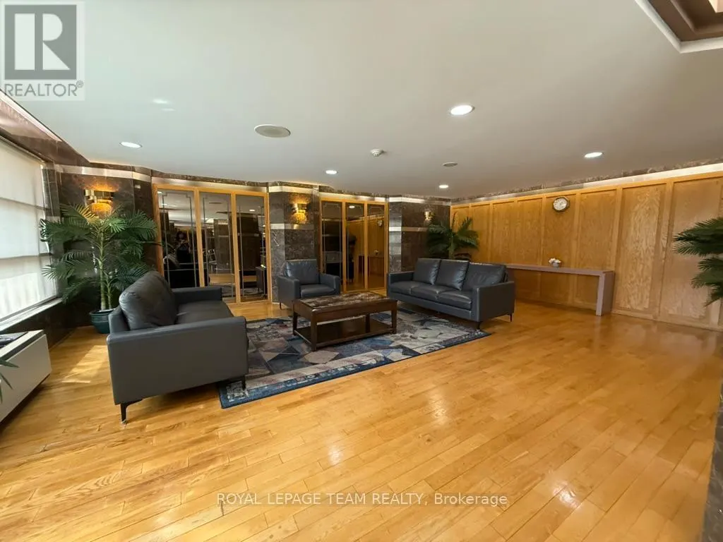 102 - 2760 CAROUSEL CRESCENT