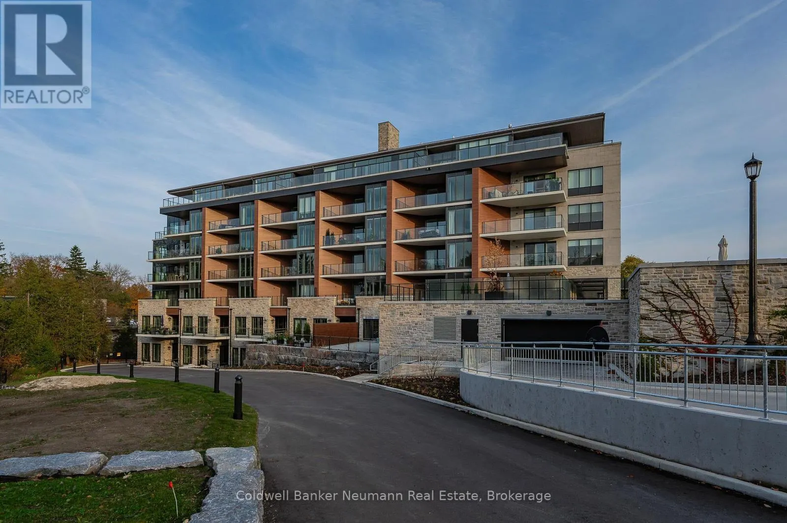 21 - 6523 WELLINGTON 7 ROAD, #21