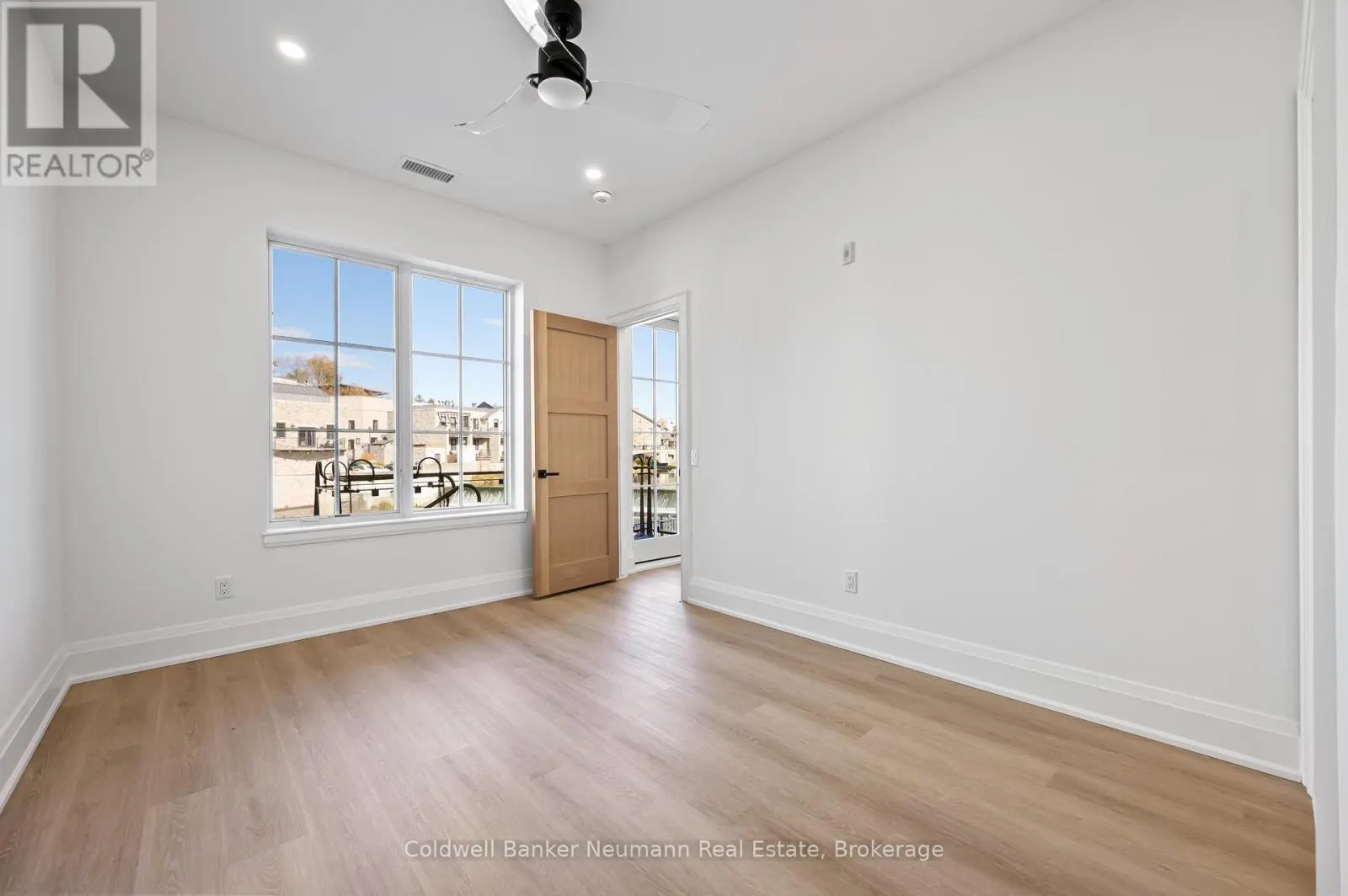 21 - 6523 WELLINGTON 7 ROAD, #21