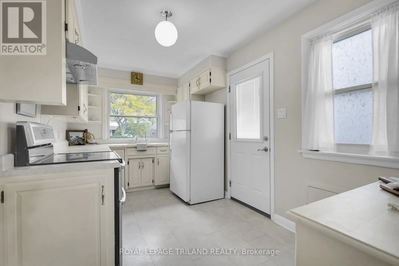 1069 LOMBARDO AVENUE