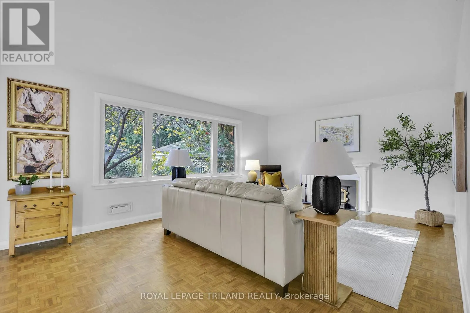 1069 LOMBARDO AVENUE