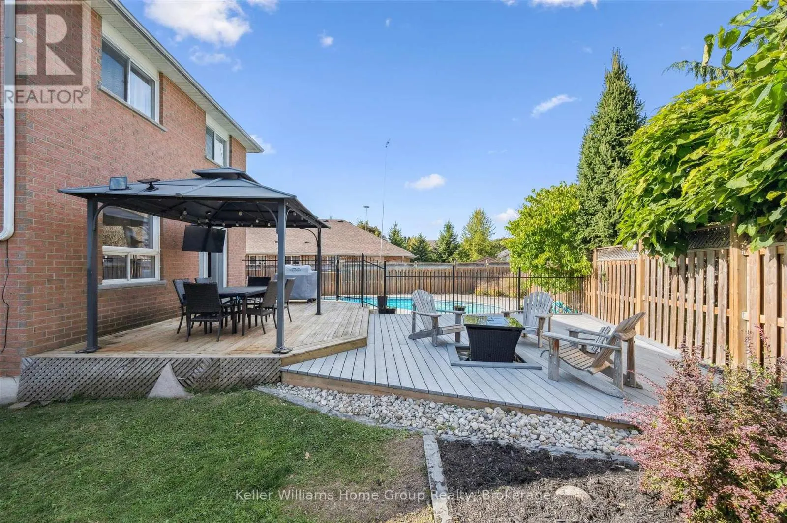 334 DANIEL CRESCENT