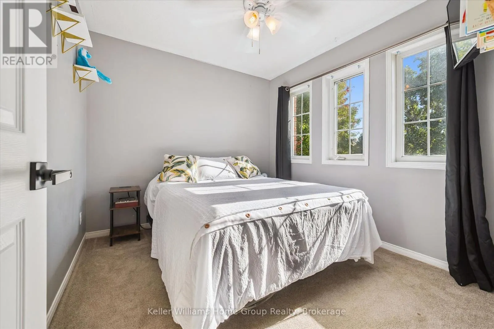 334 DANIEL CRESCENT
