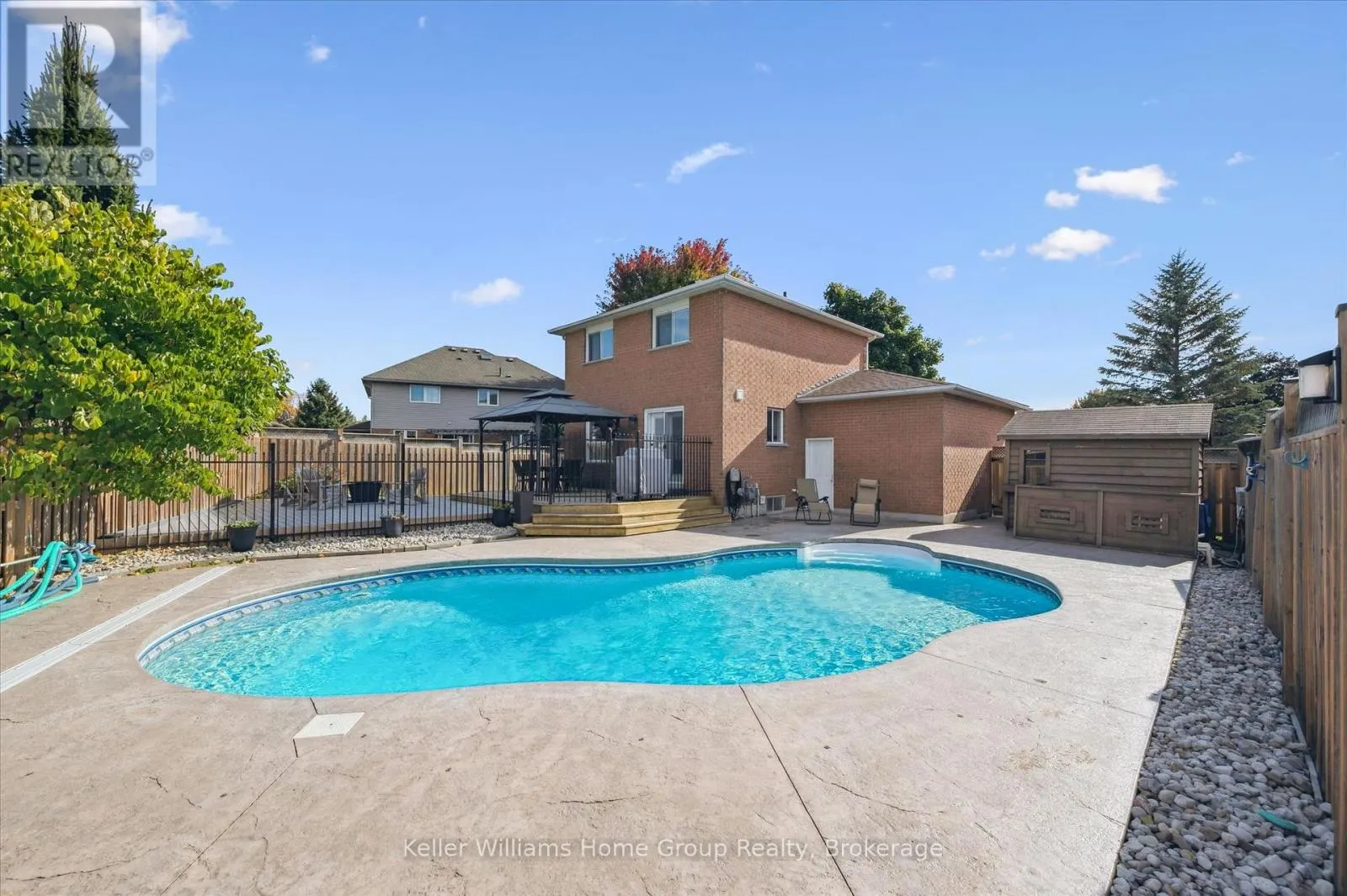 334 DANIEL CRESCENT
