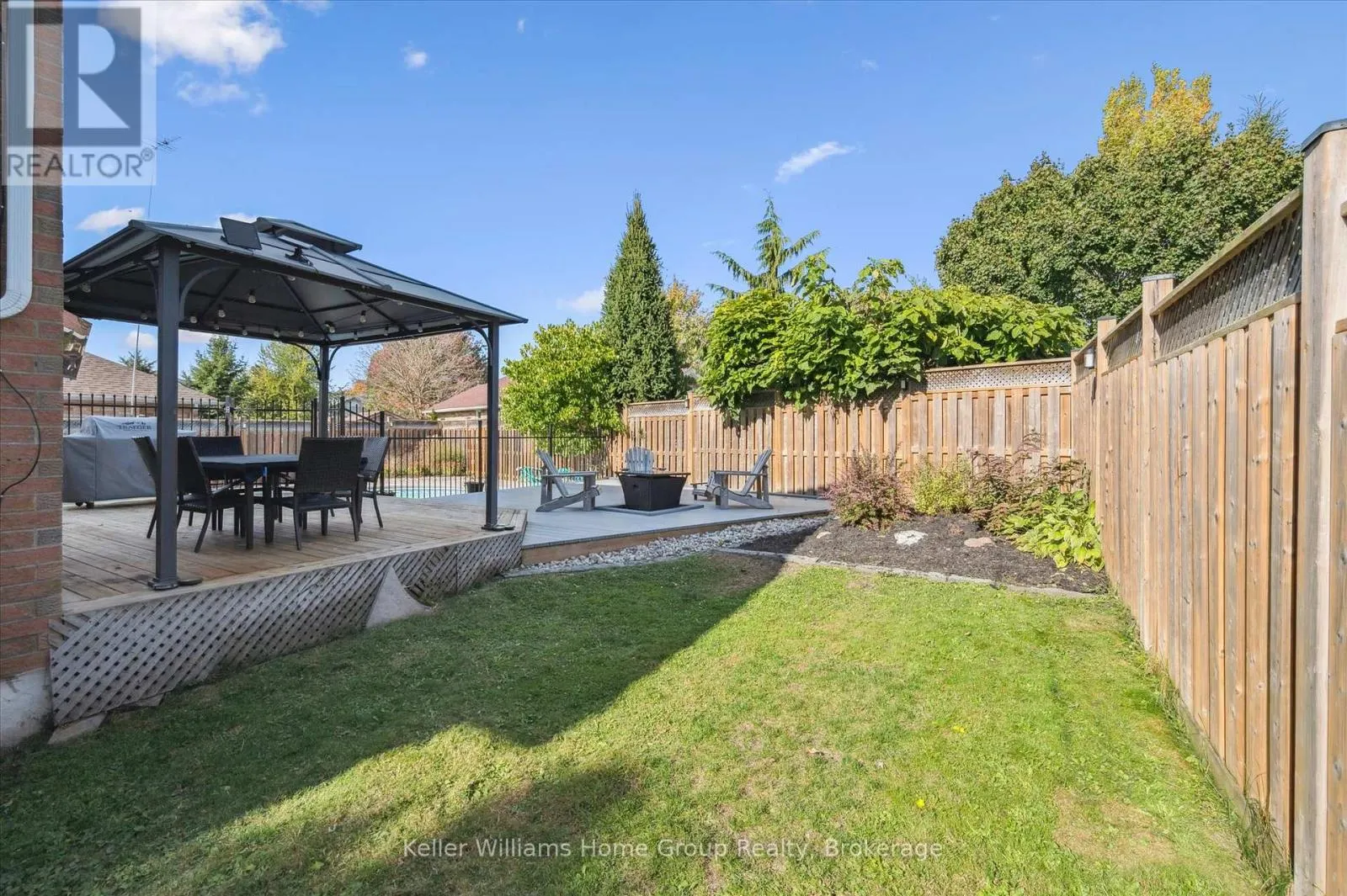 334 DANIEL CRESCENT
