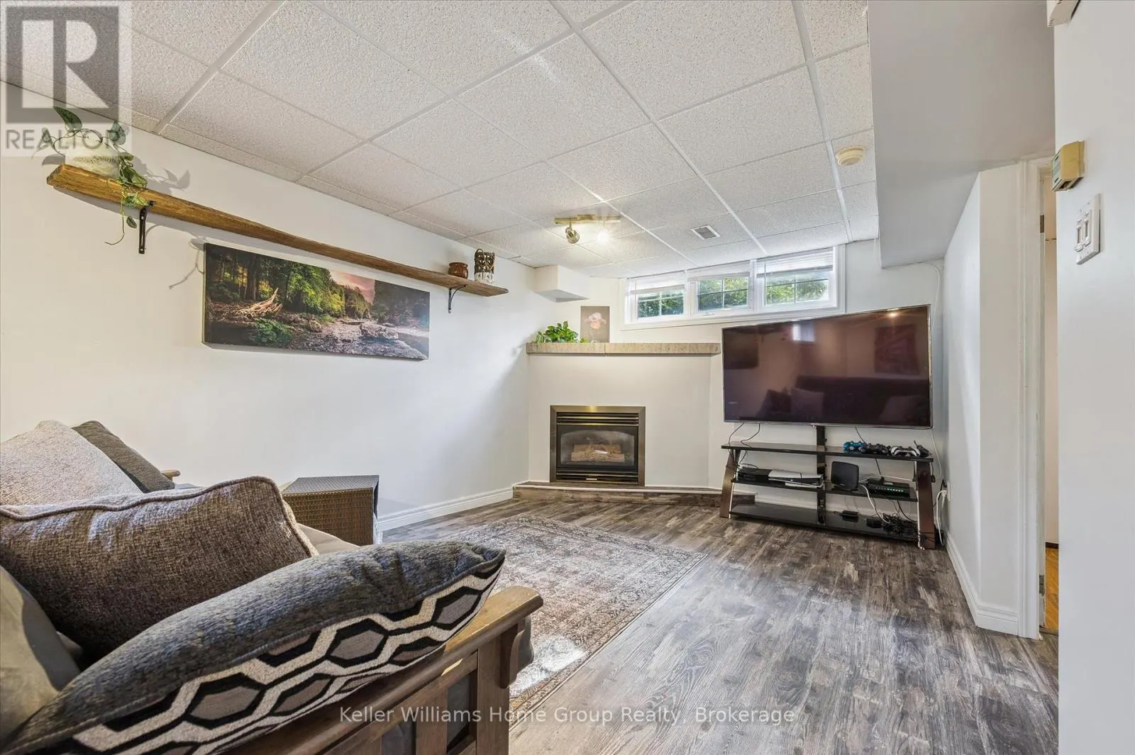 334 DANIEL CRESCENT