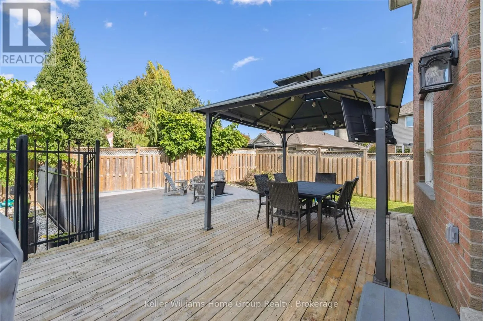 334 DANIEL CRESCENT