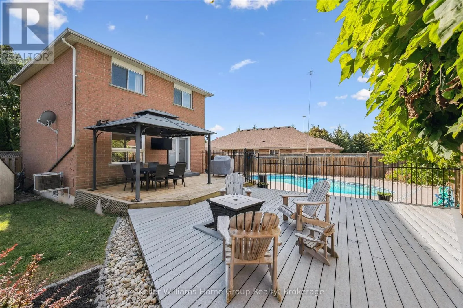 334 DANIEL CRESCENT