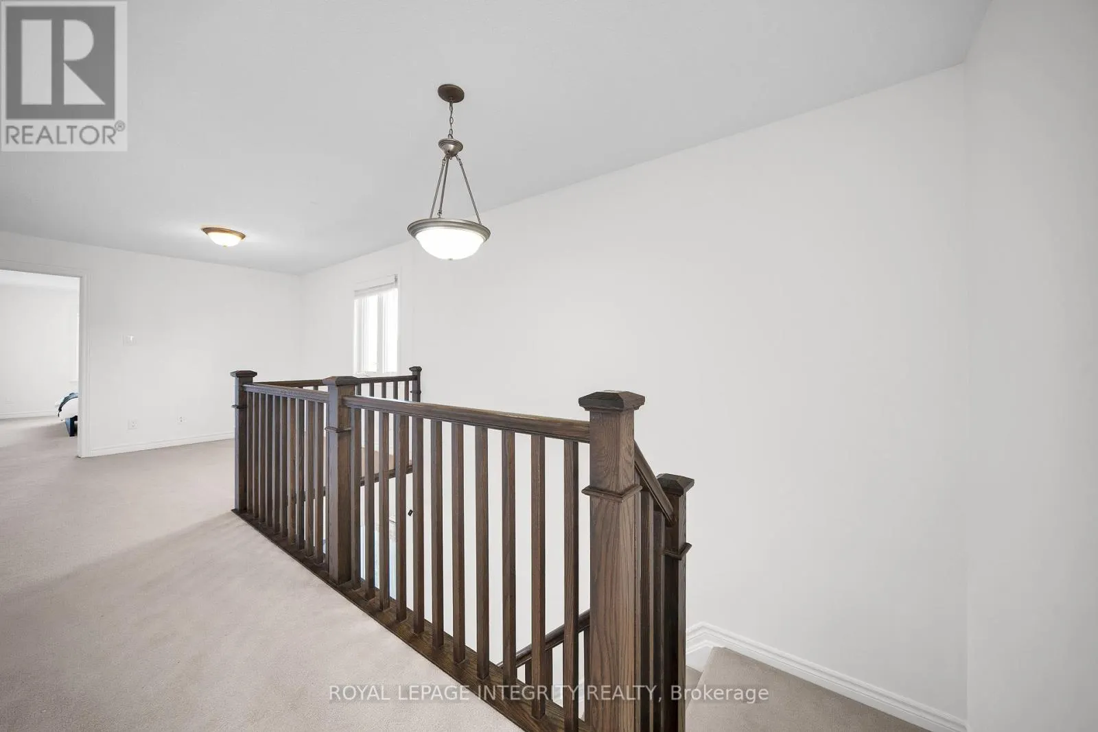 924 FLETCHER CIRCLE