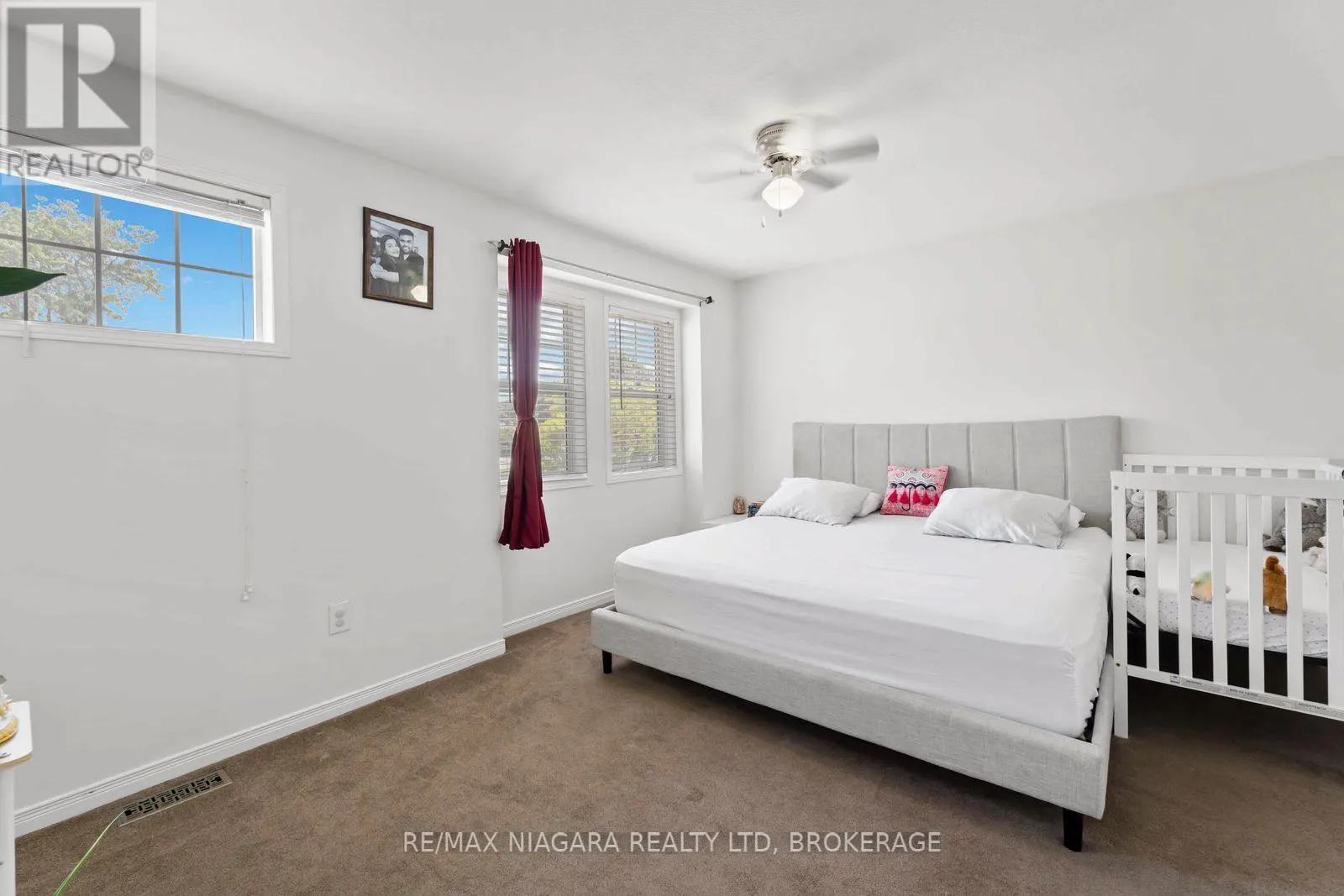2 - 9 LAKESHORE ROAD, #2