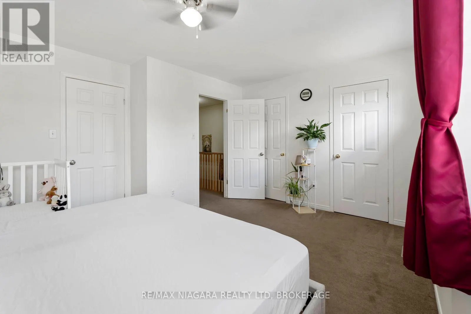2 - 9 LAKESHORE ROAD, #2