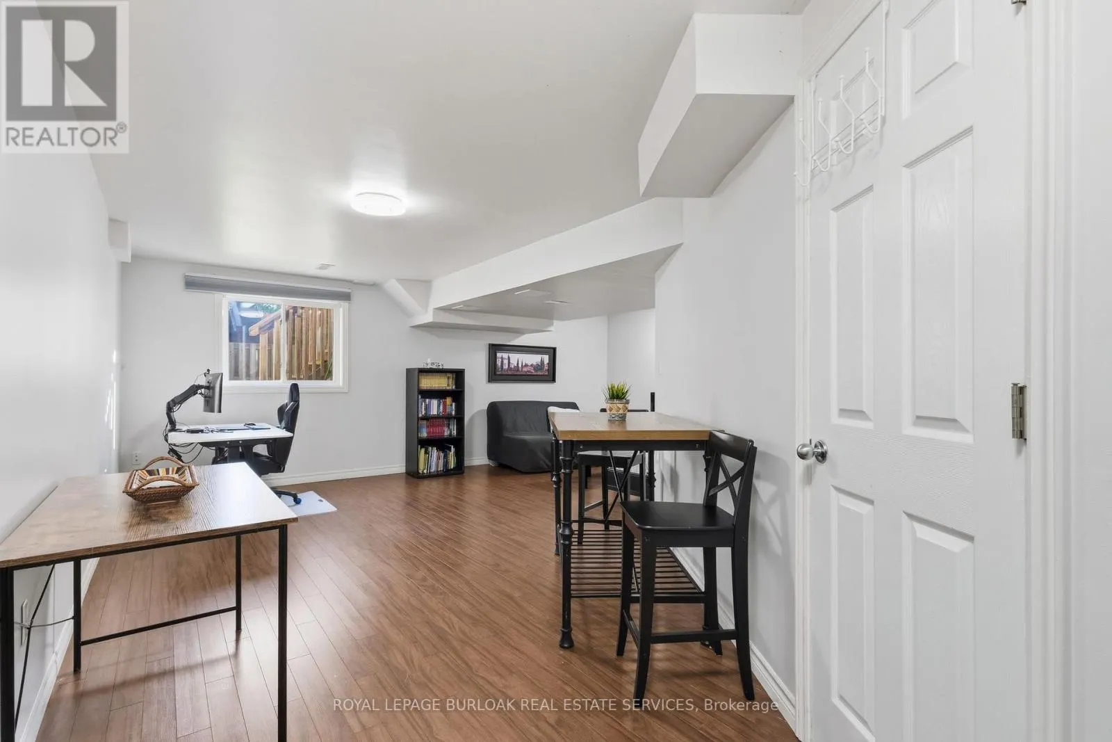 37 - 232 STONEHENGE DRIVE